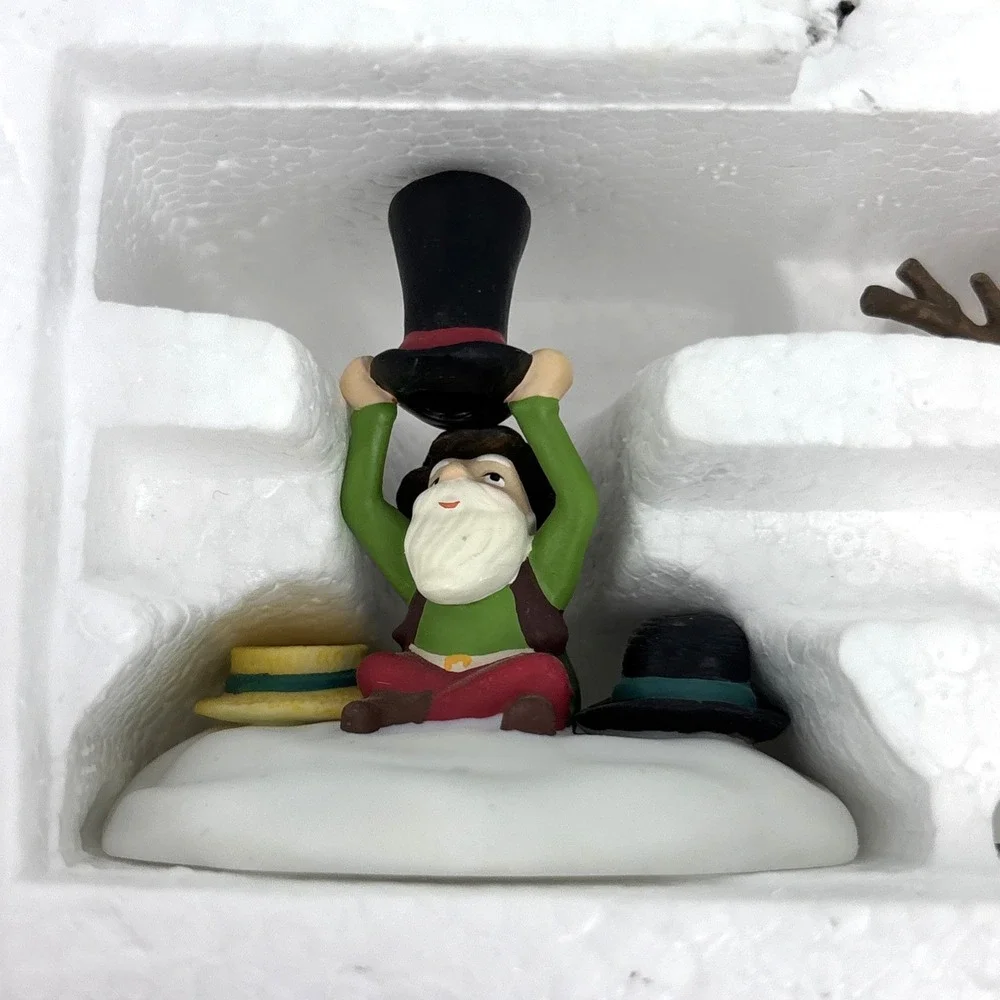 Dept 56 Town Meeting Hall Tree House North Pole, Woods Entrance, Snowman & Elf